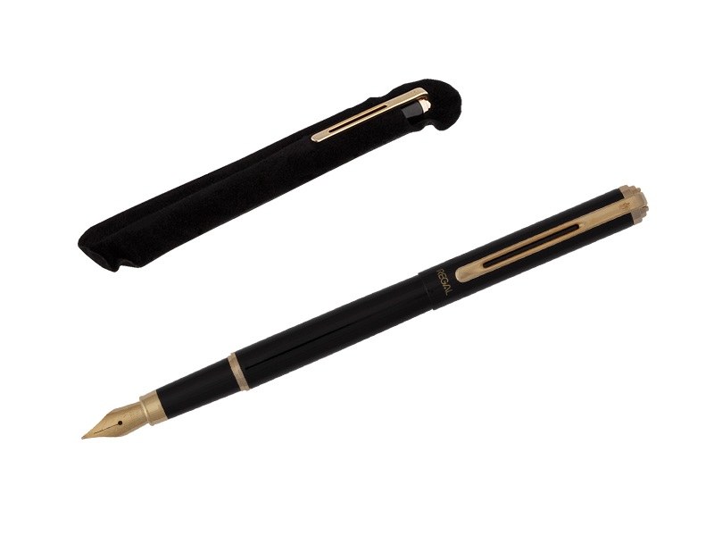 Ручка перова Regal корпус чорний глянцевий з золот. вставками